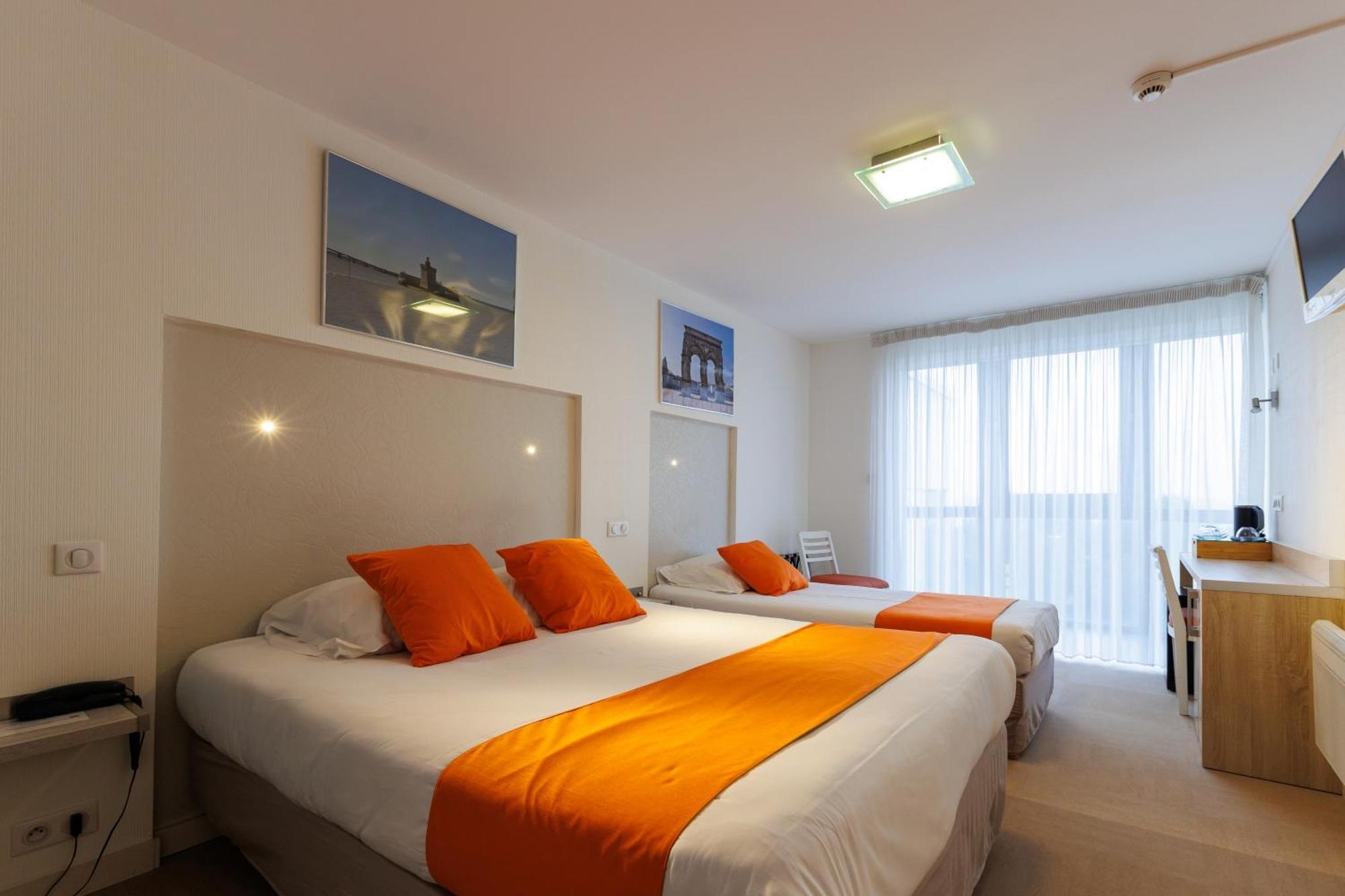Logis Hotel Le Rochelois Ла Рошел Екстериор снимка
