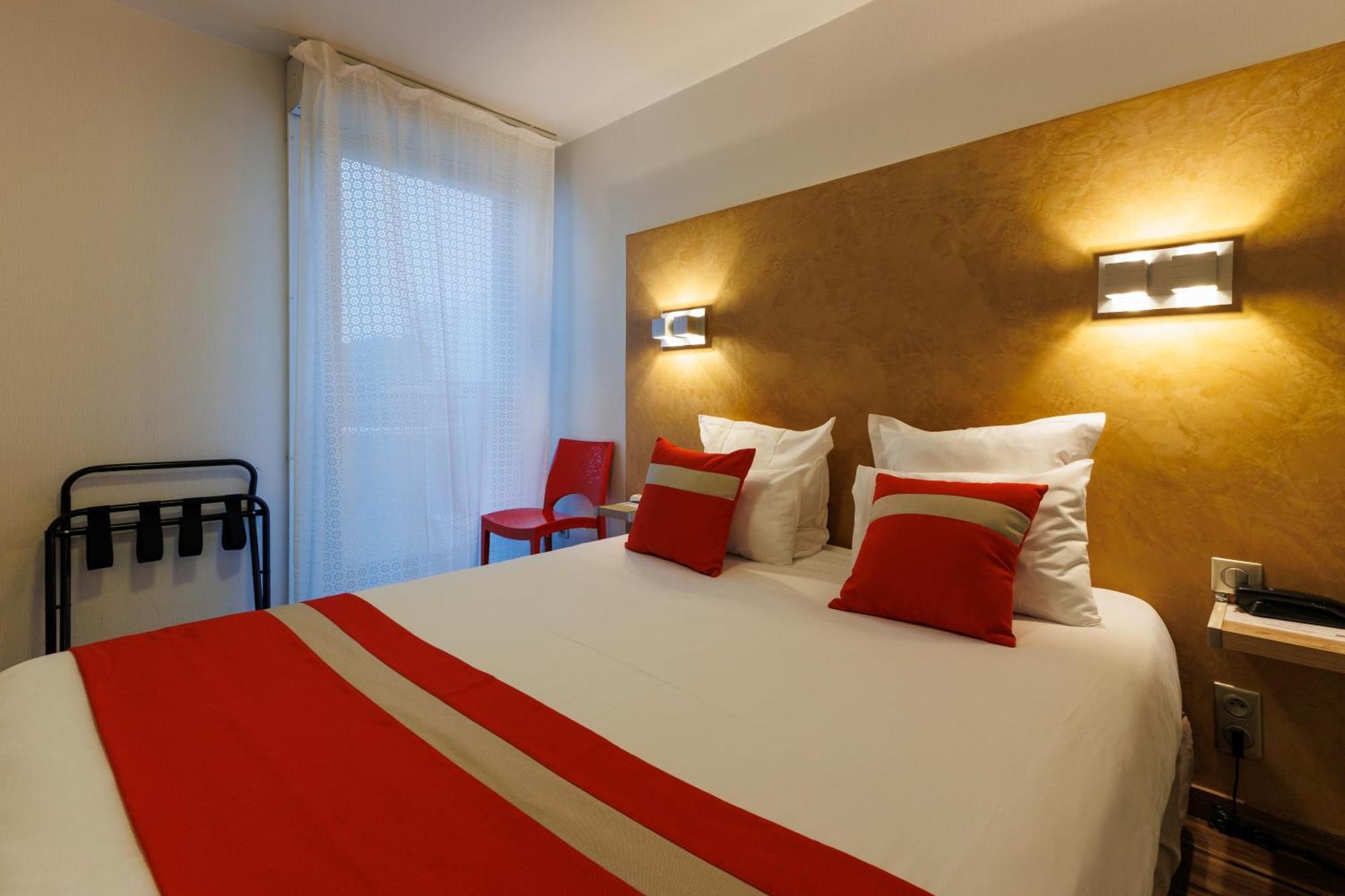 Logis Hotel Le Rochelois Ла Рошел Екстериор снимка