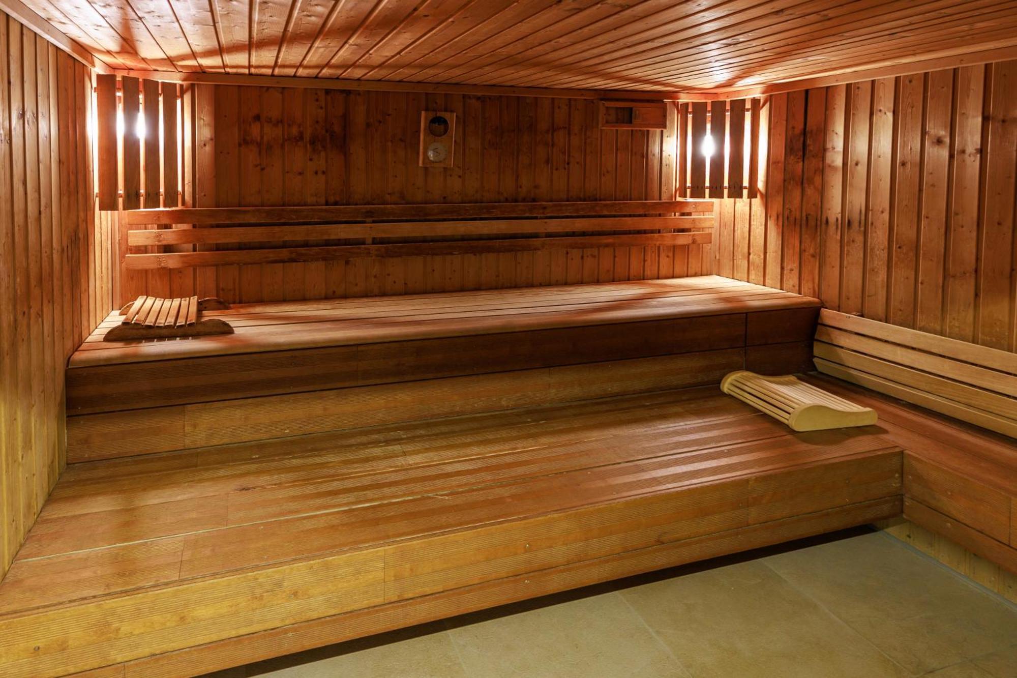 Logis Hotel Le Rochelois Ла Рошел Екстериор снимка