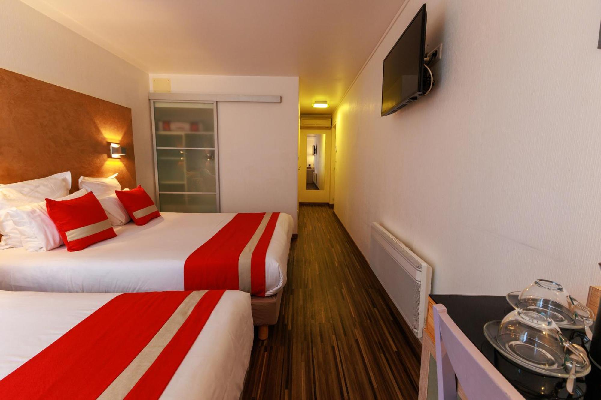 Logis Hotel Le Rochelois Ла Рошел Екстериор снимка