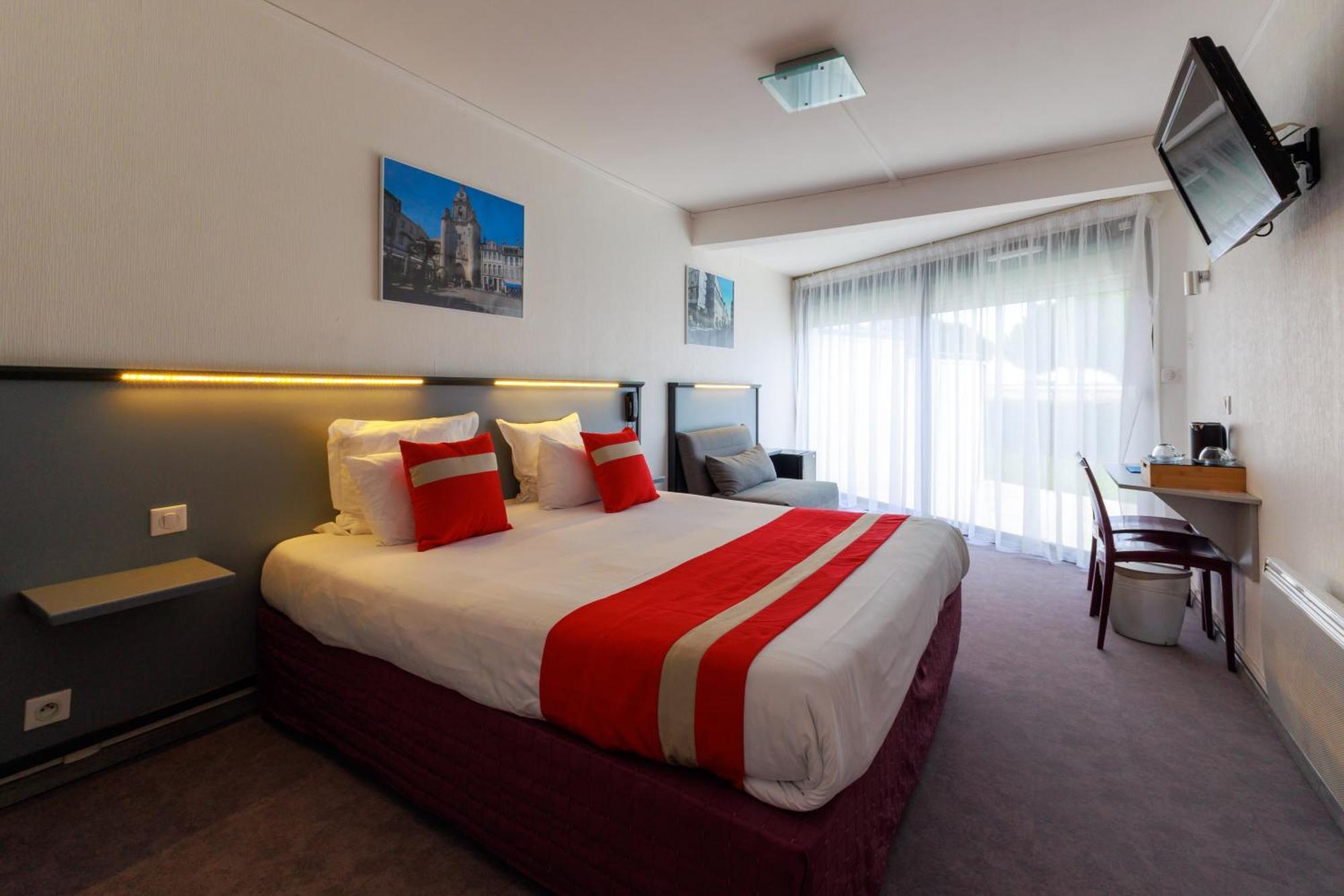 Logis Hotel Le Rochelois Ла Рошел Екстериор снимка